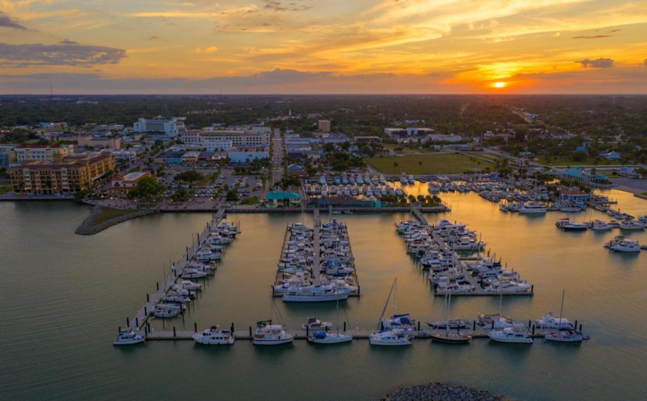 Oceanfront Tropical Paradise Fort Pierce Exterior foto